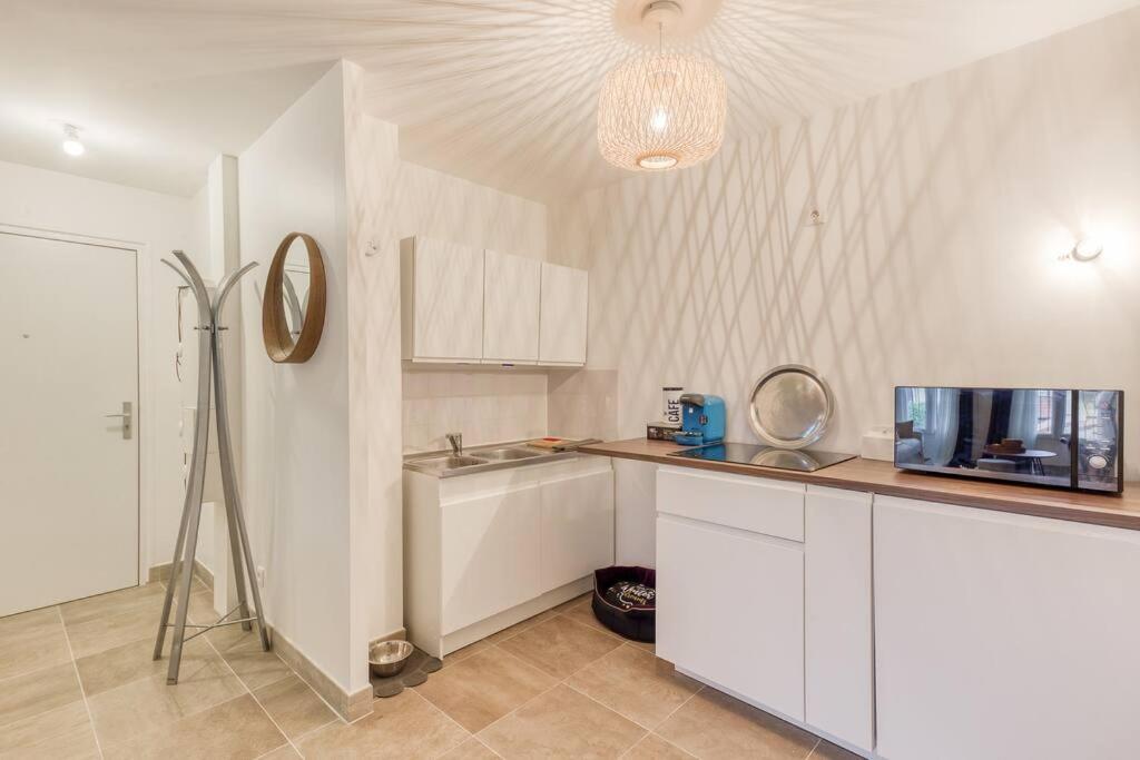 Le Cocon De Chevreuse - Appartement 3 Etoiles Сен-Реми-ле-Шеврёз Экстерьер фото