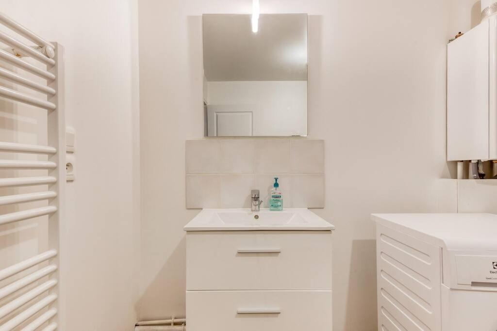Le Cocon De Chevreuse - Appartement 3 Etoiles Сен-Реми-ле-Шеврёз Экстерьер фото