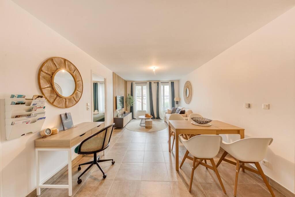 Le Cocon De Chevreuse - Appartement 3 Etoiles Сен-Реми-ле-Шеврёз Экстерьер фото