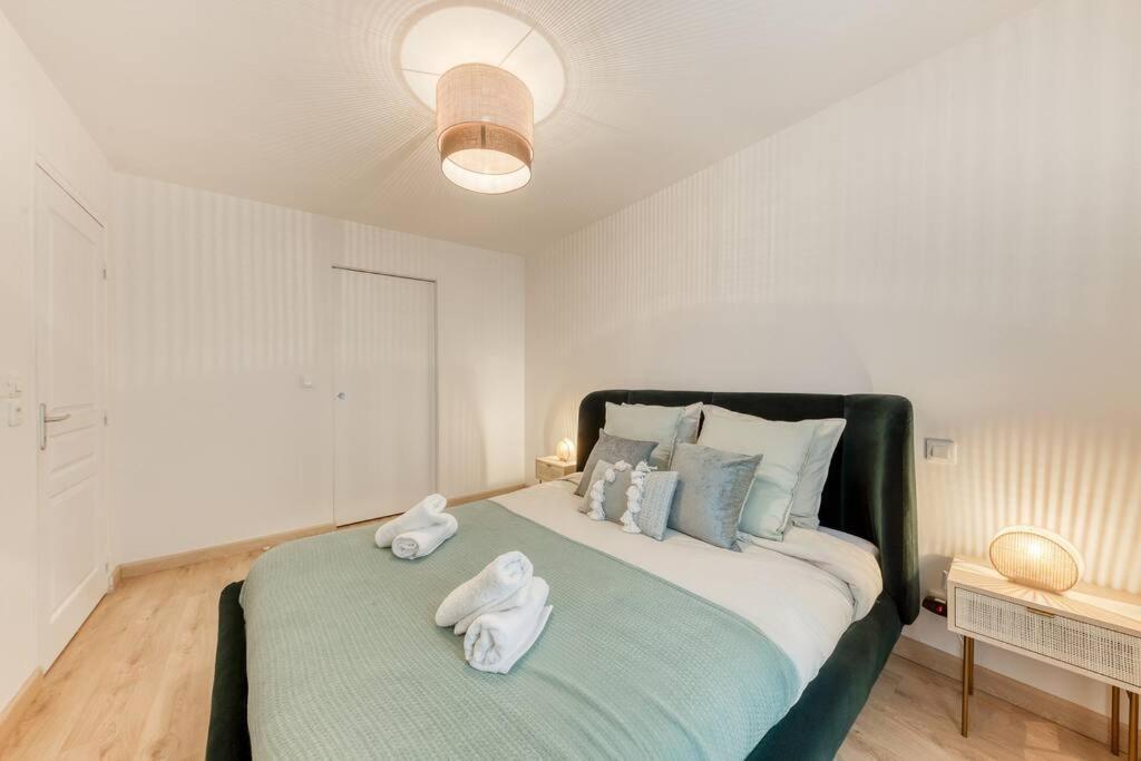 Le Cocon De Chevreuse - Appartement 3 Etoiles Сен-Реми-ле-Шеврёз Экстерьер фото