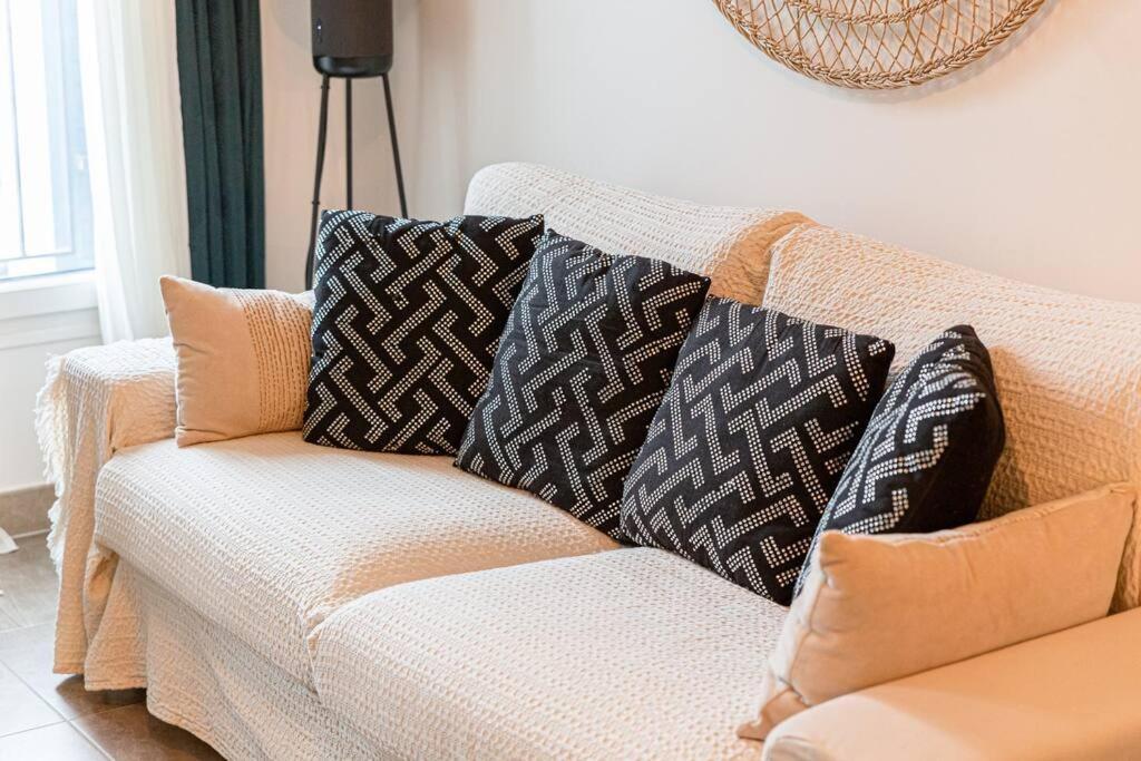 Le Cocon De Chevreuse - Appartement 3 Etoiles Сен-Реми-ле-Шеврёз Экстерьер фото